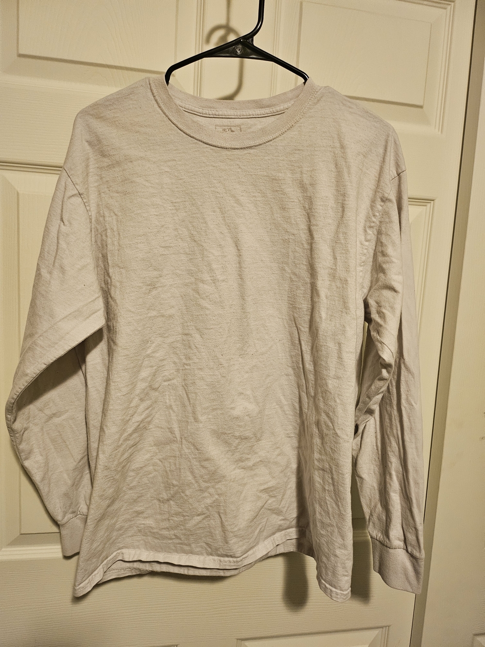 Fruit of the Loom White Long Sleeve Crewneck Shirt